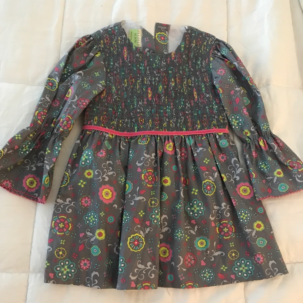 Le’ Za Me smocked top